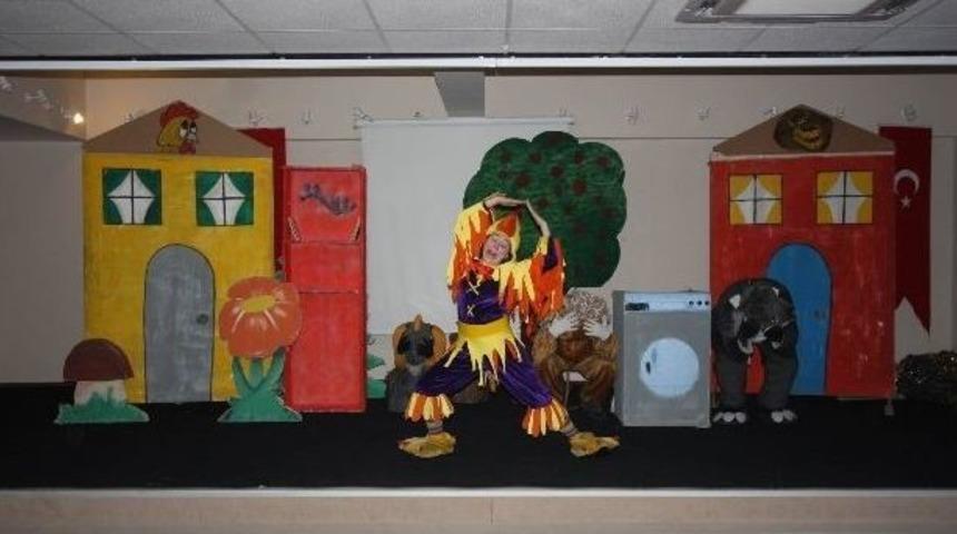 Tiyatro İle Deprem Bilinci Aşılandı