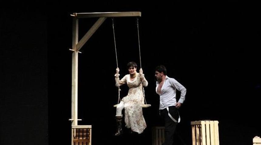 Vali Karaloğlu: &ldquo;bursa Medeniyetler Sahnesinde Her Zaman Başrol Oynadı&rdquo;