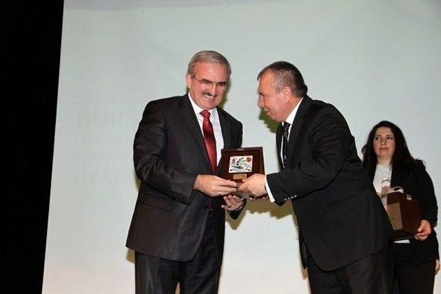 Vali Karaloğlu: &ldquo;bursa Medeniyetler Sahnesinde Her Zaman Başrol Oynadı&rdquo; 1