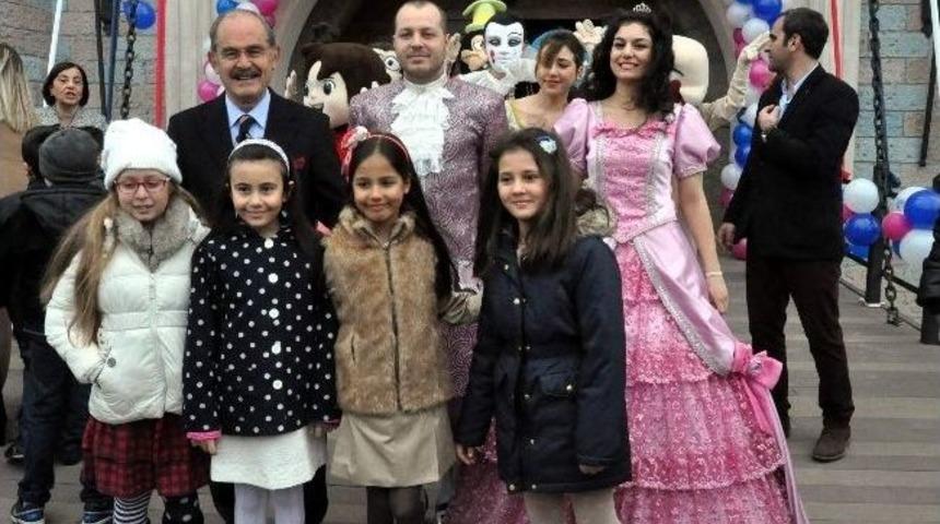 Eskişehir B&uuml;y&uuml;kşehir Belediye Başkanı Prof. Dr. Yılmaz B&uuml;y&uuml;kerşen: