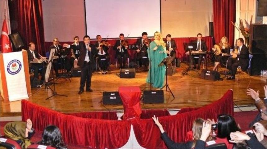 Eğitim Bir Sen D&uuml;nya Kadınlar G&uuml;n&uuml;n&uuml; Konserle Kutladı