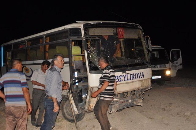 Eskişehir'de kaza: 1 ölü, 14 yaralı