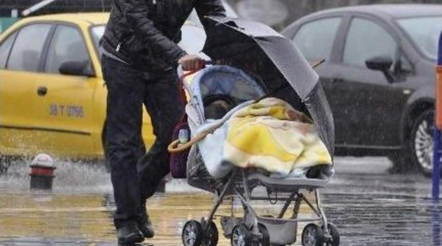 Kayseri'de Yağmur Etkili Oldu