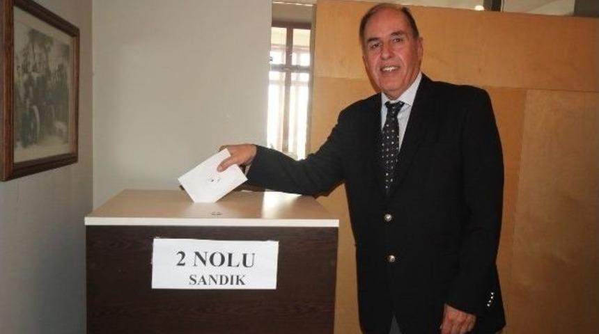 Beh&ccedil;et Homurlu Ve Ekibi G&uuml;ven Tazeledi