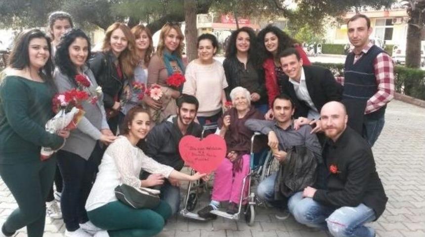 Dinamik Fikirler Kul&uuml;b&uuml;'nden Yaşlılara Anlamlı Ziyaret