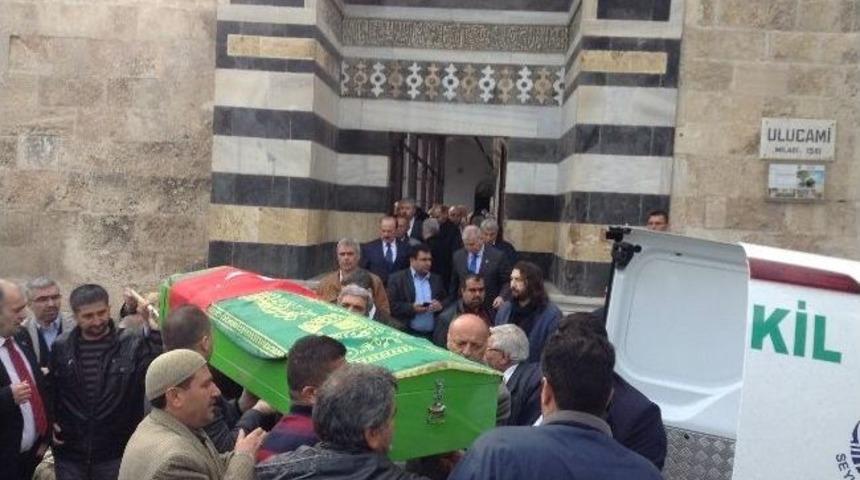 Orhan Ramazanoğlu Toprağa Verildi