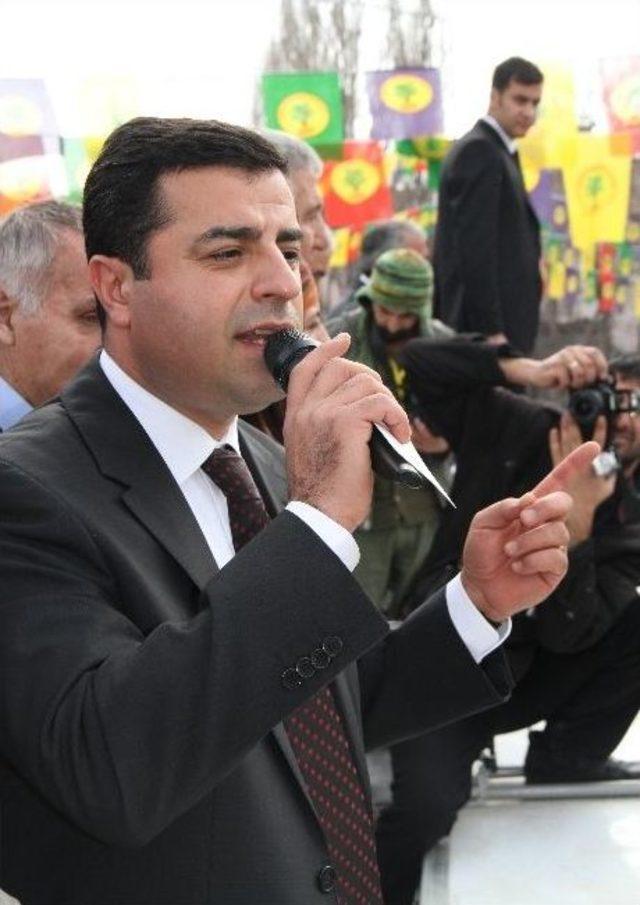 Demirtaş, Ardahan’da Partililere Hitap Etti