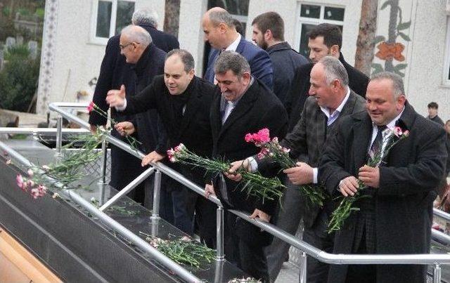 Bakan Kılıç Partisine Oy İstedi 3