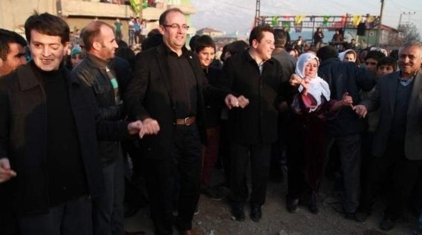 Van&rsquo;da Yılın İlk Nevruz Ateşi Yakıldı