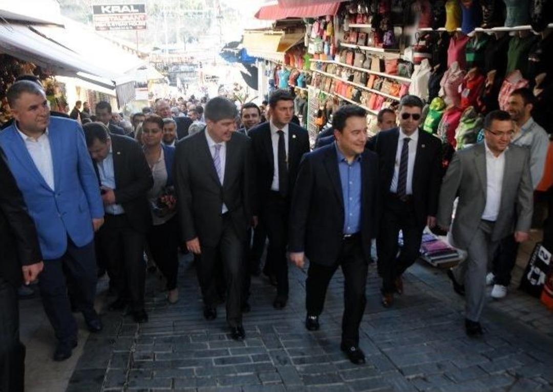 Başbakan Yardımcısı Babacan, Antalya'da Esnafı Ziyeret Etti