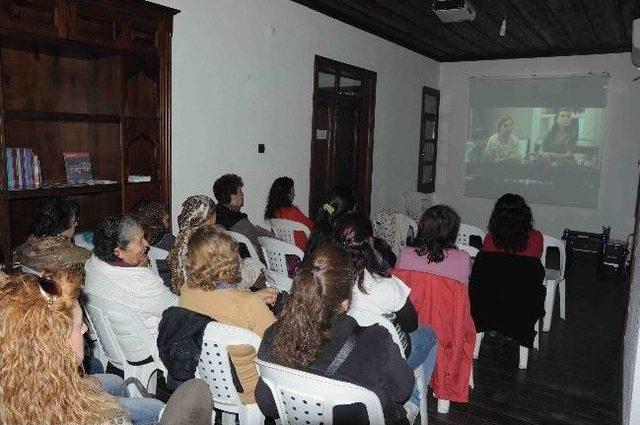 Kuşadası’nda Dünya Kadınlar Günü Etkinlikleri