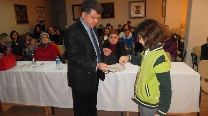 Mehmet Akif Ersoy Uzunk&ouml;pr&uuml;'de Şiirleriyle Anıldı