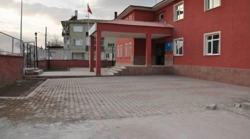 Tercan İmam-hatip Ortaokulu Yenilendi