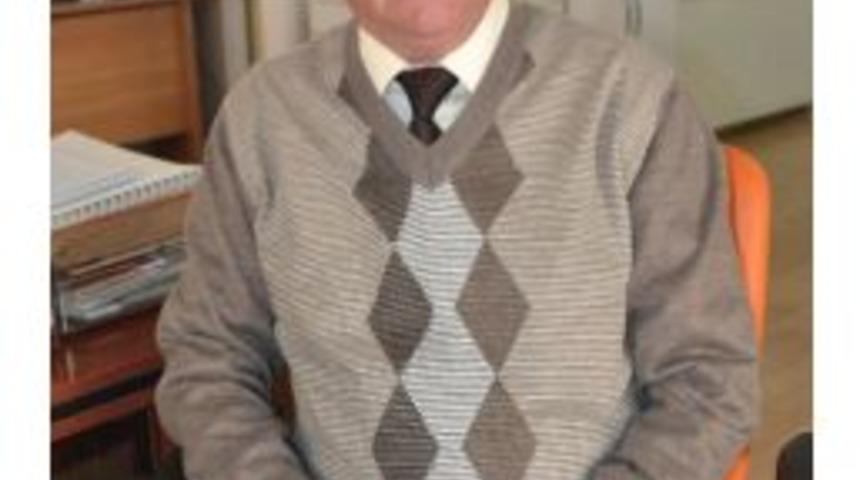 Ers&ouml;z De &lsquo;adayım&rsquo; Dedi