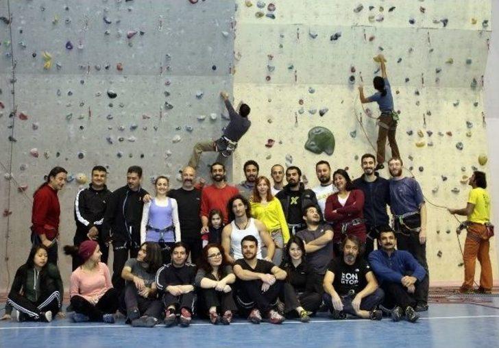 Bölgenin Tek "sportif Tırmanma Duvarı" Çü'de G5