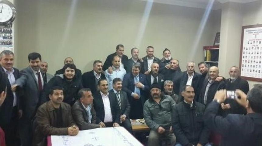 Ak Parti Gümüşhane Milletvekili Üstün, Hastasonunu Gümüşhaneli Hemşehrileriyle Geçirdi