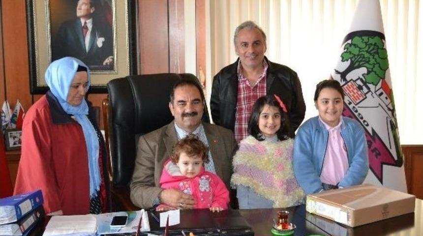 &Ouml;d&uuml;l&uuml;n&uuml; 1 Yıl Sonra Aldı