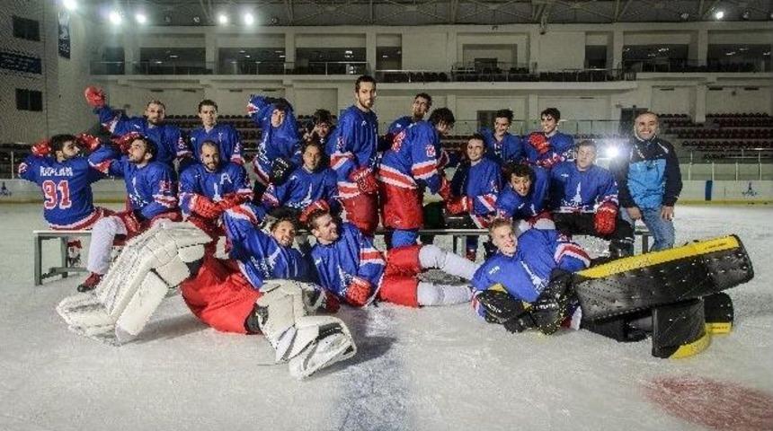 Buzun Şampiyonu İzmir