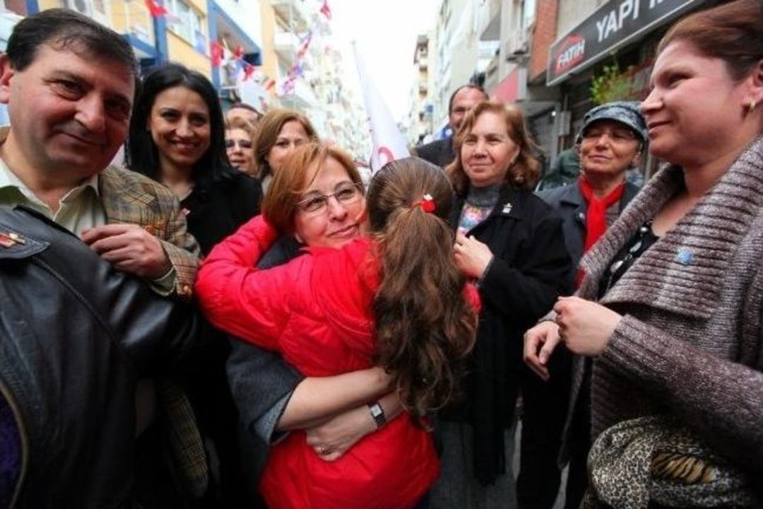 Chp'li Pektaş, Bir G&uuml;nde 10 Se&ccedil;im Ofisi Birden A&ccedil;tı