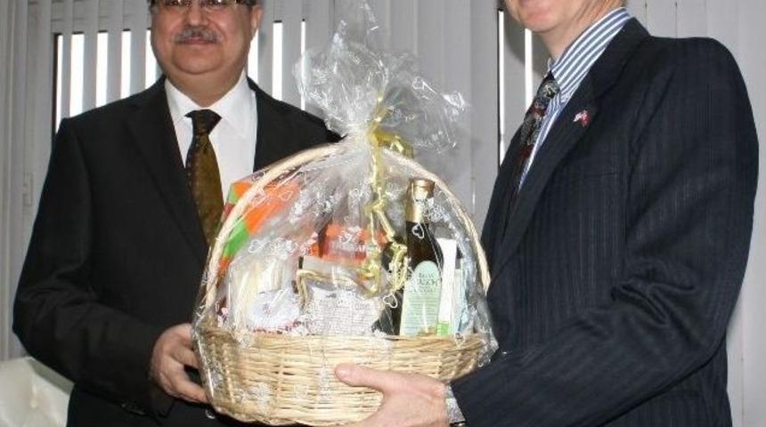 Amerika İstanbul Başkonsolosu D&uuml;zce&rsquo;de