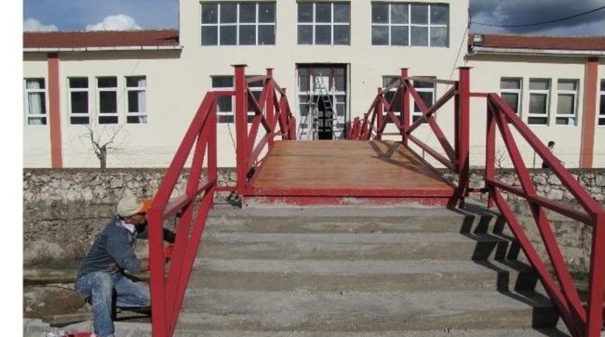 Hisarcık Myo Bah&ccedil;esine K&ouml;pr&uuml;