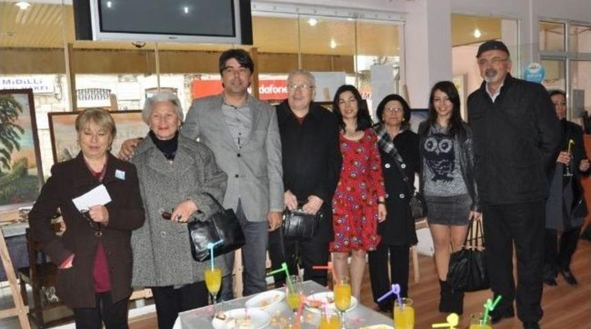 &lsquo;&lsquo;&uuml;reten Kadınlar İsilli Sergi Beğeni Topladı