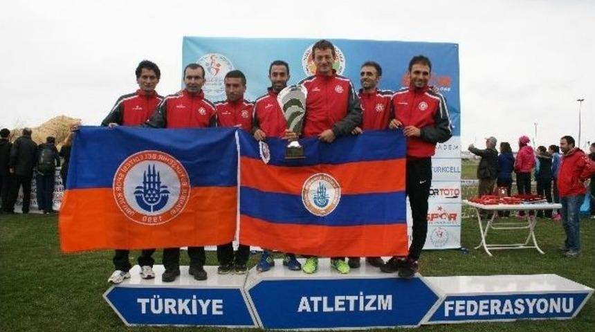 İstanbul B&uuml;y&uuml;kşehir Belediyesi, Turkcell Kros Ligi Şampiyonu Oldu