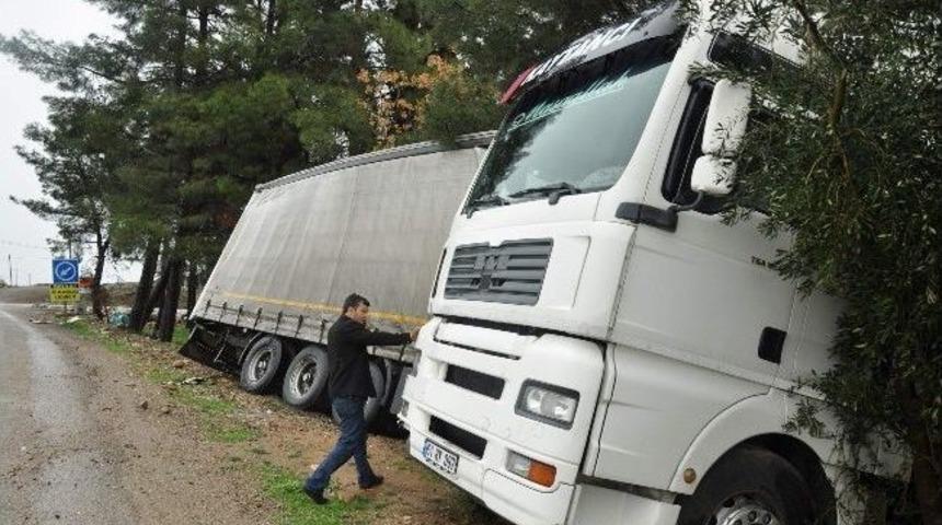 Gaziantep'te 2 Tır Kazası: 2 Yaralı