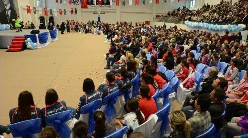 Muratpaşa Belediyesi &Ccedil;ağlayan Spor Salonu&rsquo;na G&ouml;rkemli A&ccedil;ılış