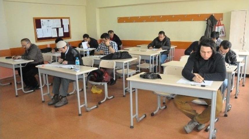 Kur'an-ı Kerim Meali Bilgi Yarışması D&uuml;zenlendi