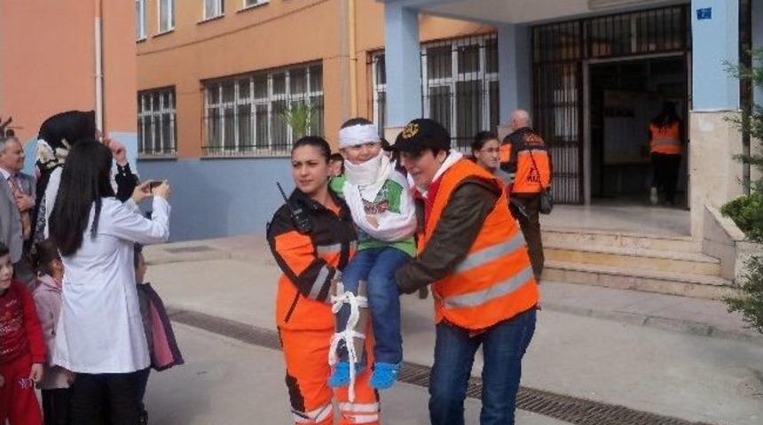 Okulda Deprem Tatbikatı