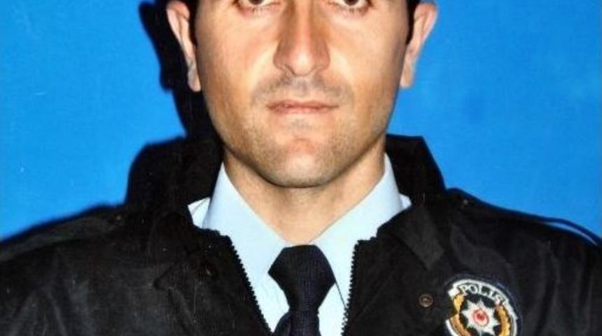 Sivaslı Şehit Polisin Evinde Yas