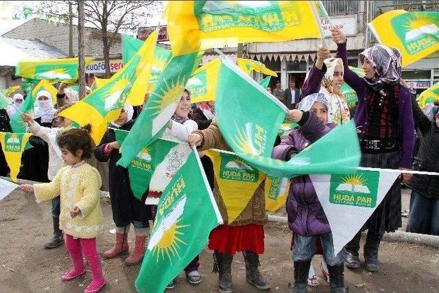 H&uuml;da-par Genel Başkanı Yapıcıoğlu, Muradiye&rsquo;de Se&ccedil;im Lokalinin A&ccedil;ılışı Ger&ccedil;ekleştirdi 3