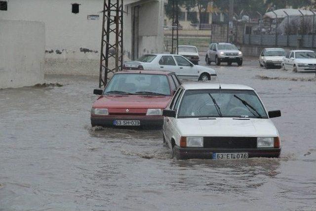 Şanlıurfa'da Aşırı Yağmur, Su Taşkınlarına Neden Oldu