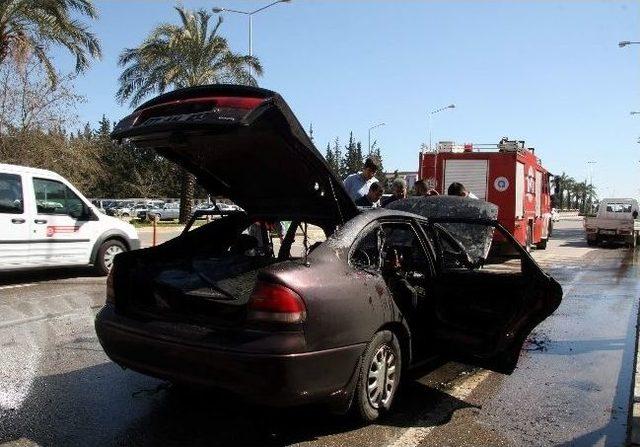 Seyir Halindeki Otomobil Yandı 1