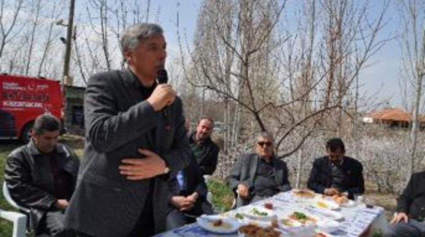 Saadet Partisi, Boran K&ouml;y&uuml;n&uuml; Ziyaret Etti