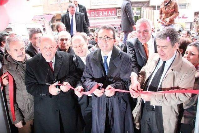 Chp Genel Başkan Yardımcısı Tezcan Ve Milletvekili Batum Bilecik te 2