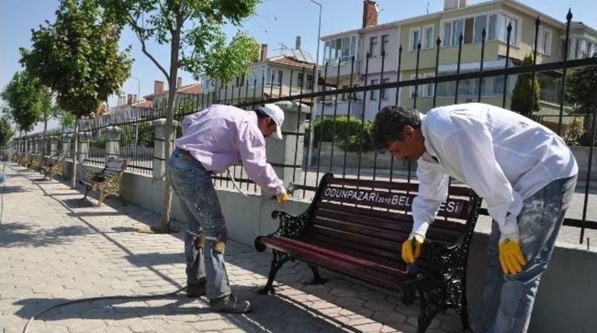 Odunpazarı'ndaki Parklarda Bakım Seferberliği