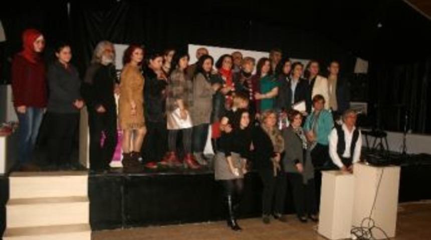 Eskişehir'de 8 Mart D&uuml;nya Emek&ccedil;i Kadınlar G&uuml;n&uuml; Etkinliği