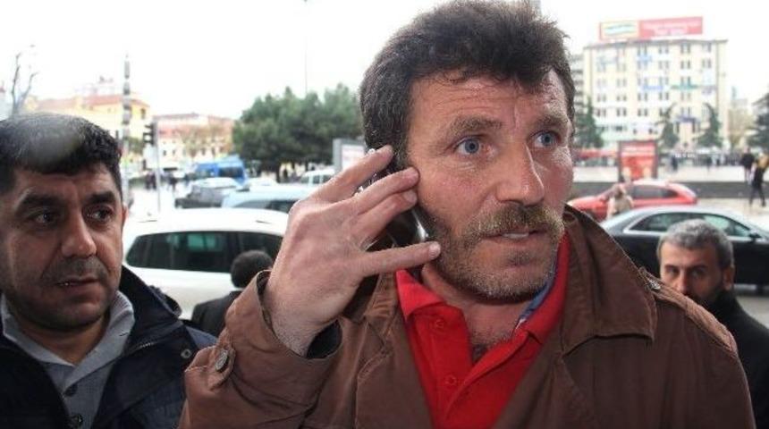 Banka G&ouml;revlileri, Vatandaşı 44 Bin Dolandırılmaktan Son Anda Kurtardı