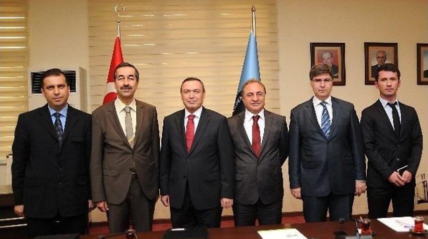 A&uuml;, Akedaş Ve Clk Akdeniz Elektrik Arasında Burs Protokol&uuml; İmzalandı