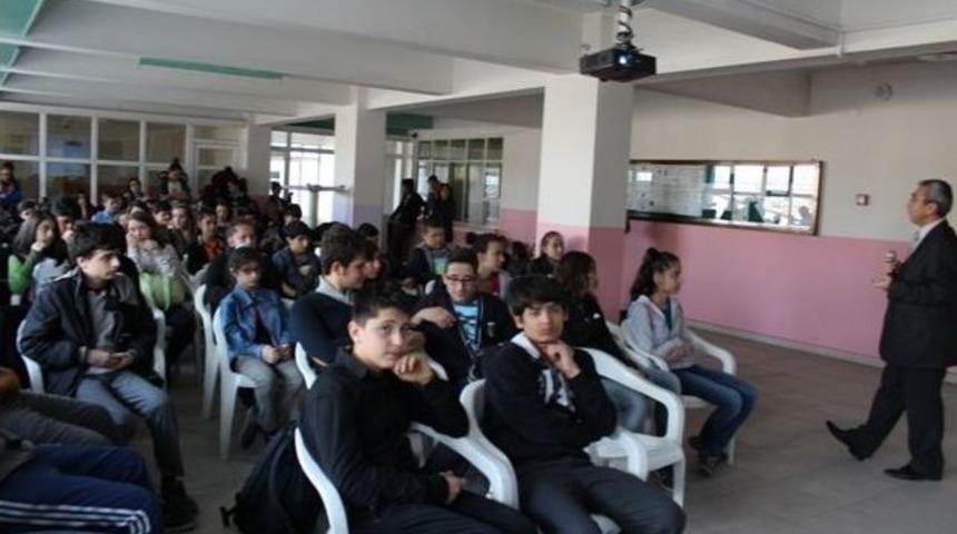 &Ouml;ğrencilere T&uuml;ketici Bilinci Eğitimi