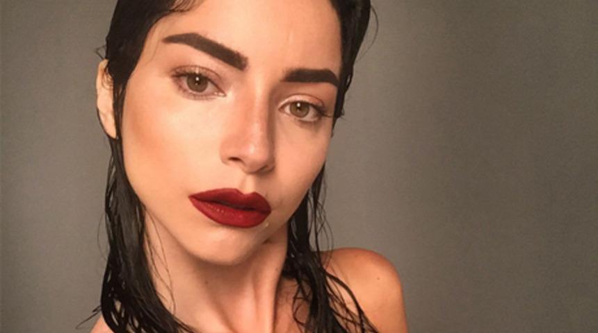 Merve Boluğur'un y&uuml;klediği fotoğrafa tepki yağdı!