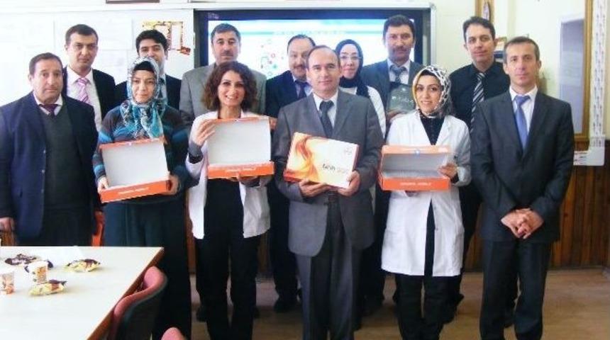 Emet&rsquo;te Akıllı Eğitim Başladı