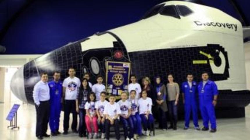 &ldquo;uzay Hepimize Sessiz&rdquo; Projesiyle Uzay Macerası