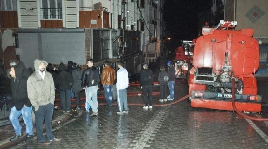 Esenyurt'taki Yangın Paniğe Neden Oldu
