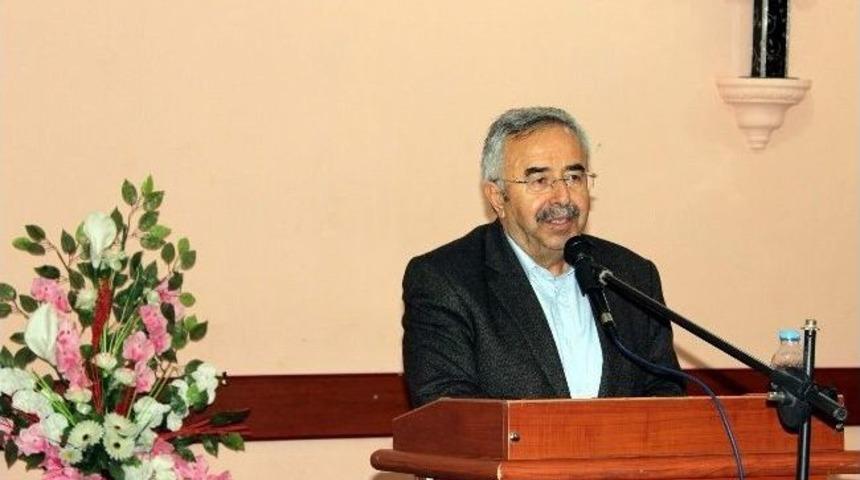 M&uuml;steşar Habip Soluk &Ccedil;amlıbel Ge&ccedil;idine T&uuml;nel Yapılacağı M&uuml;jdesi Verdi