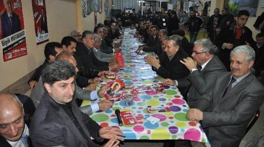 Erkal, &Ccedil;elikhanlılar Derneğini Ziyaret Etti