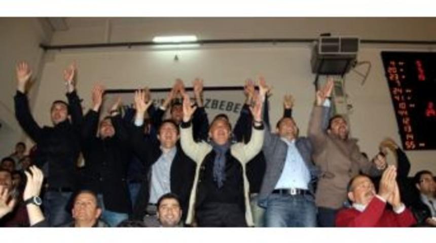 Ak Parti Aliağa Belediye Başkan Adayı İbrahim Etem Yorulmaz Aliağa Petkim&rsquo;in Basketbol Ma&ccedil;ını İzledi