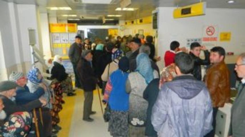 Osmancık'ta Vatandaşın PTT Çilesi